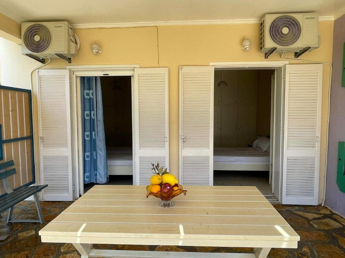 Triantis Apartments Lygia  Bagian luar foto