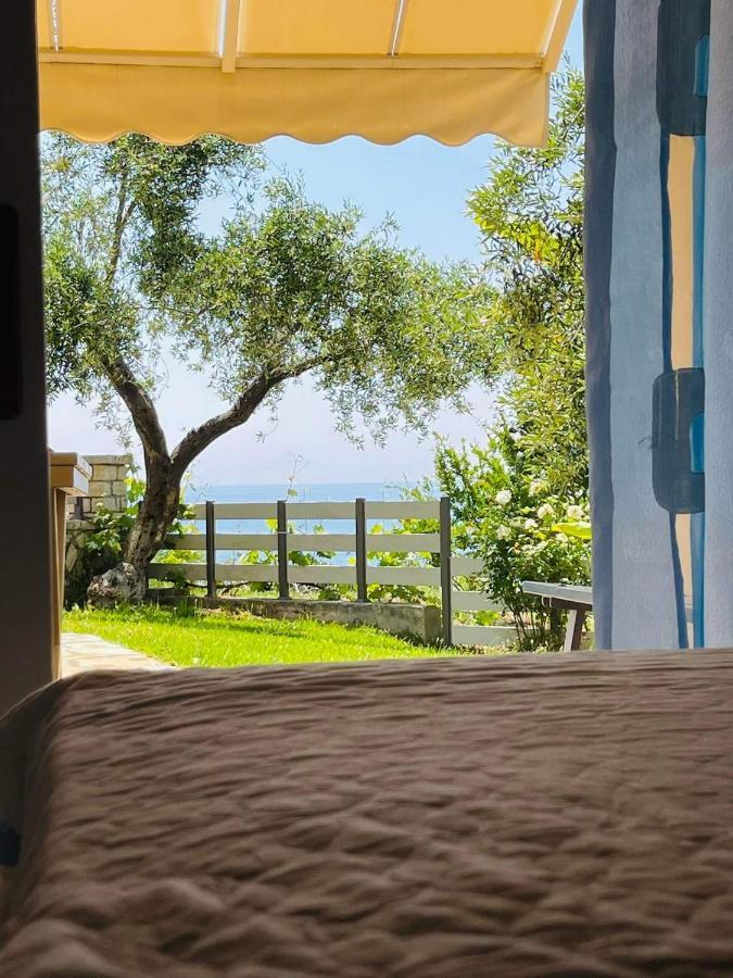 Triantis Apartments Lygia  Bagian luar foto