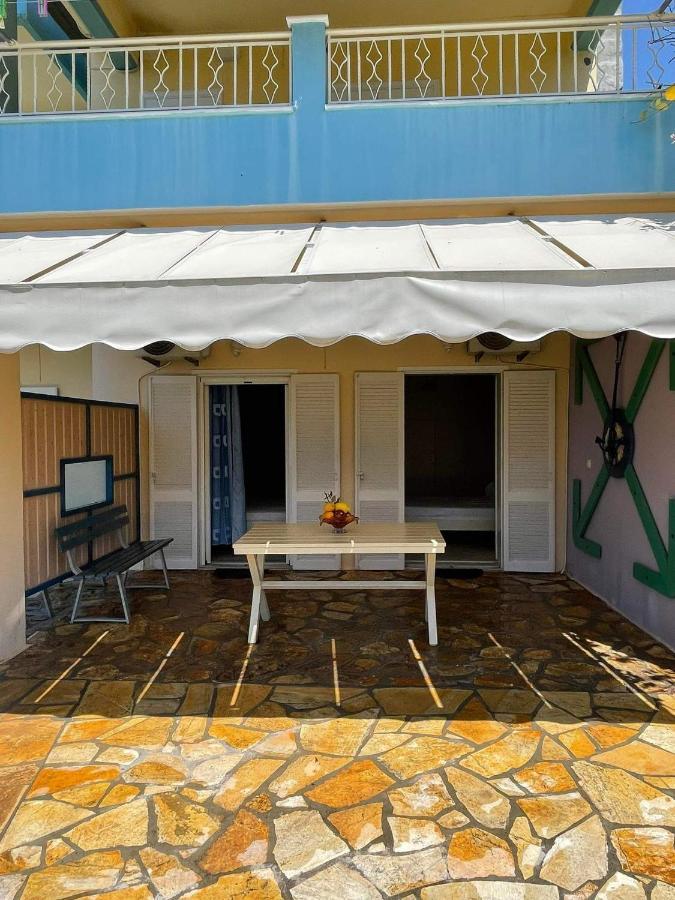 Triantis Apartments Lygia  Bagian luar foto