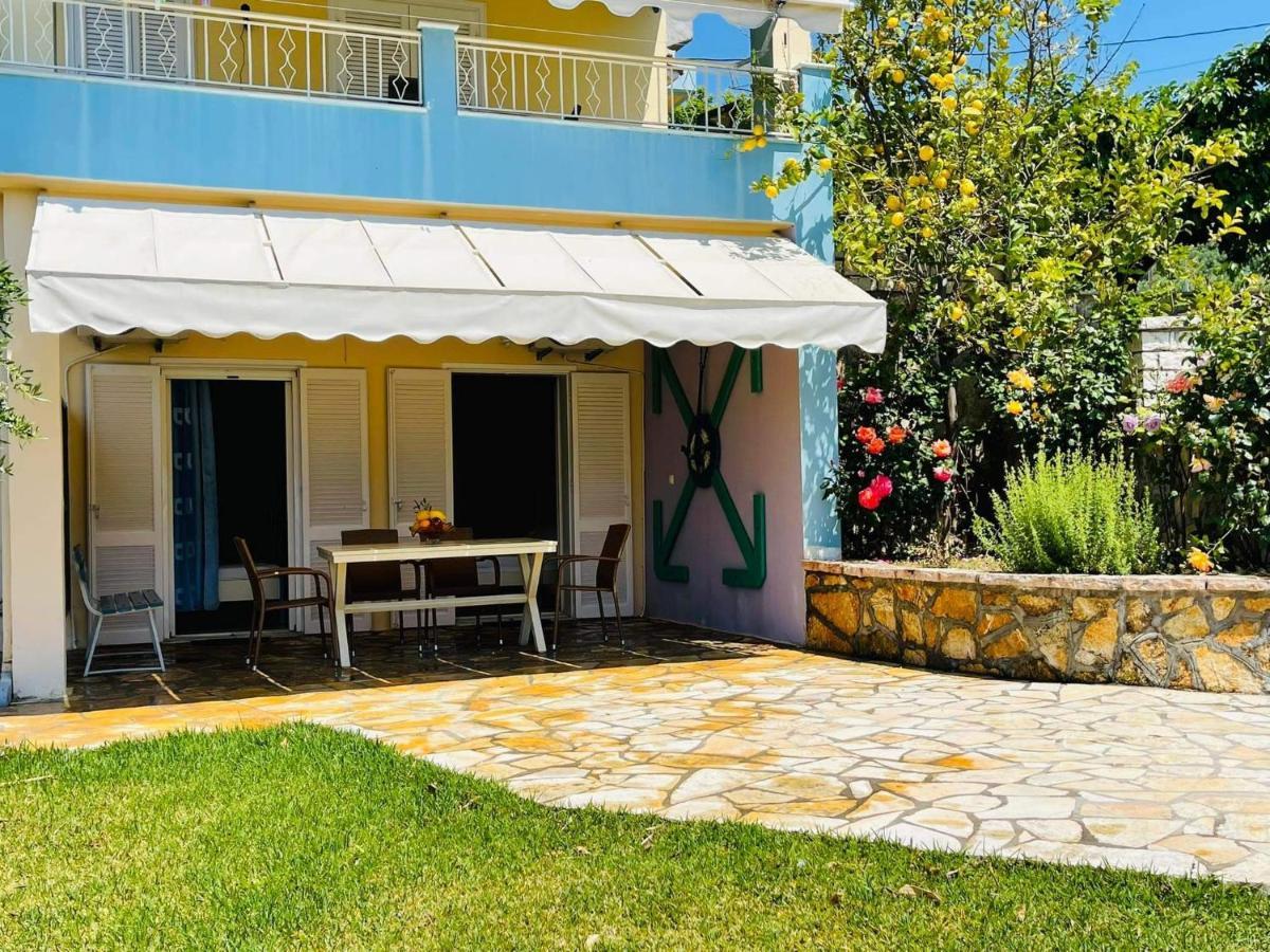 Triantis Apartments Lygia  Bagian luar foto