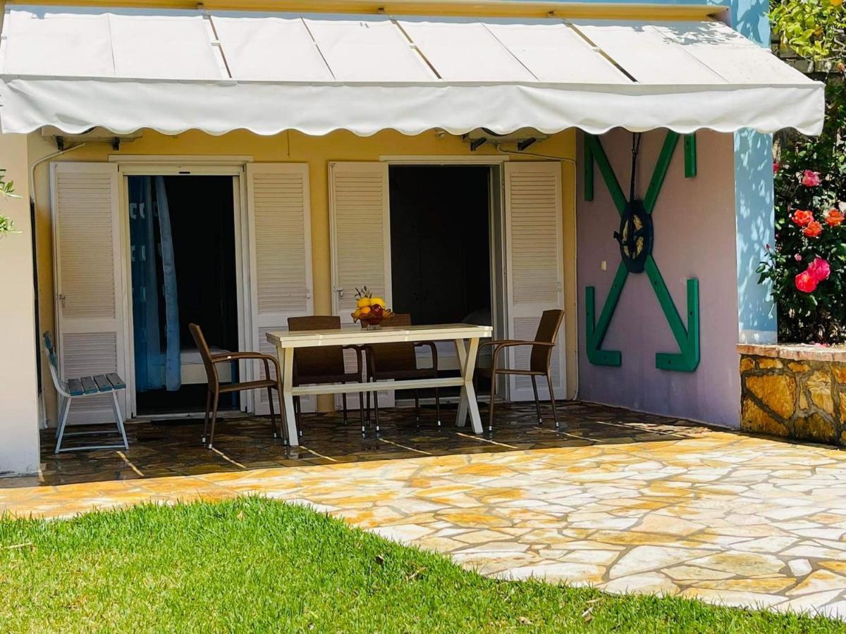 Triantis Apartments Lygia  Bagian luar foto