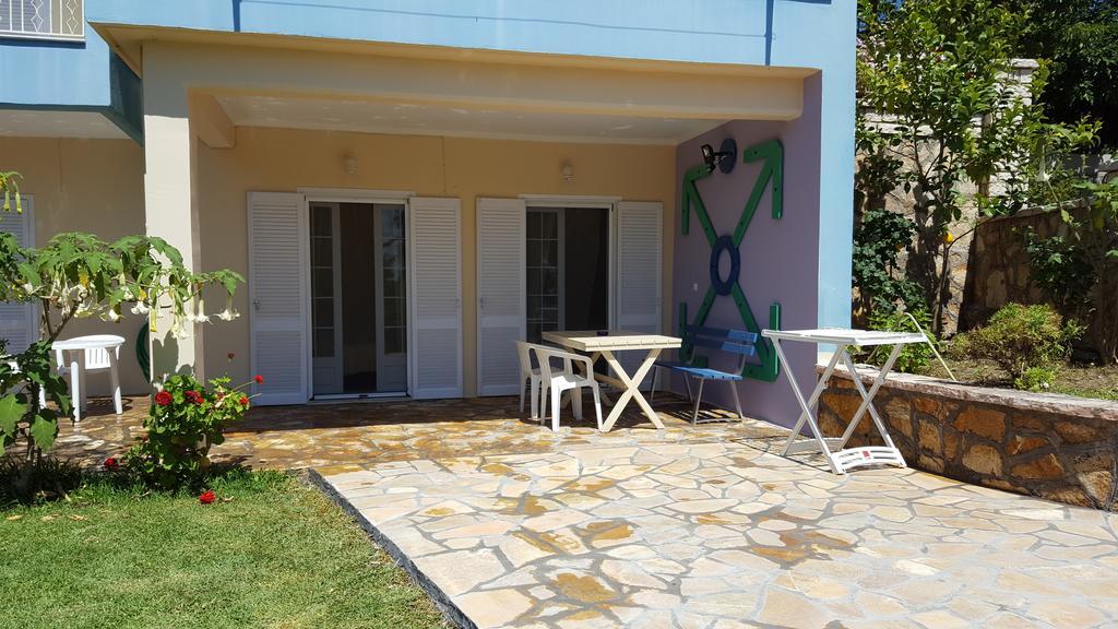Triantis Apartments Lygia  Bagian luar foto